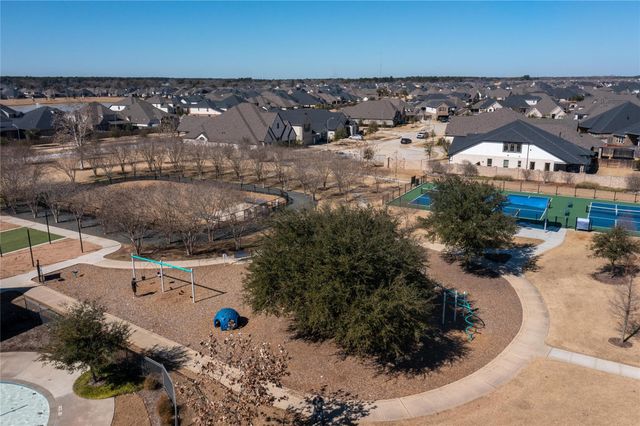 18906 Brego Lane, Tomball, TX 77377