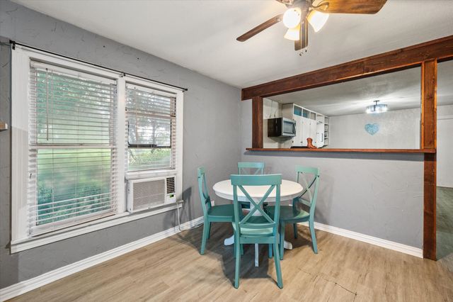 101 S Runnels Avenue, Streetman, TX 75859