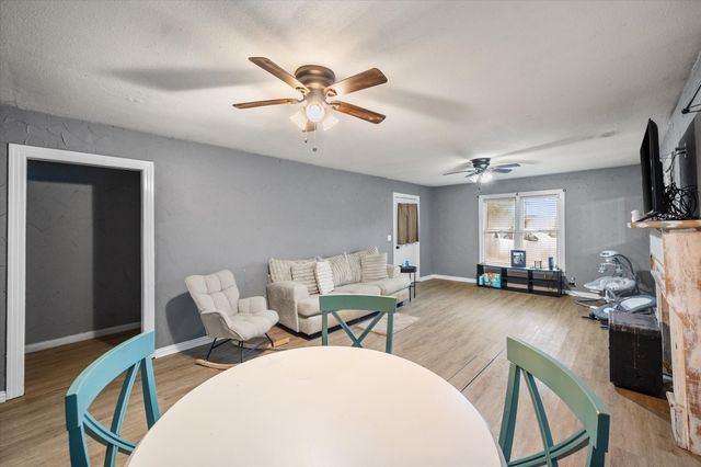 101 S Runnels Avenue, Streetman, TX 75859