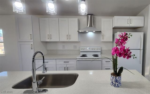 730 Shady Lane, Pahrump, NV 89060