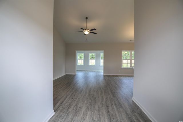 921 Woodside Dr., Conway, SC 29526