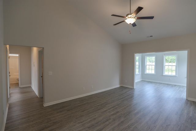 921 Woodside Dr., Conway, SC 29526
