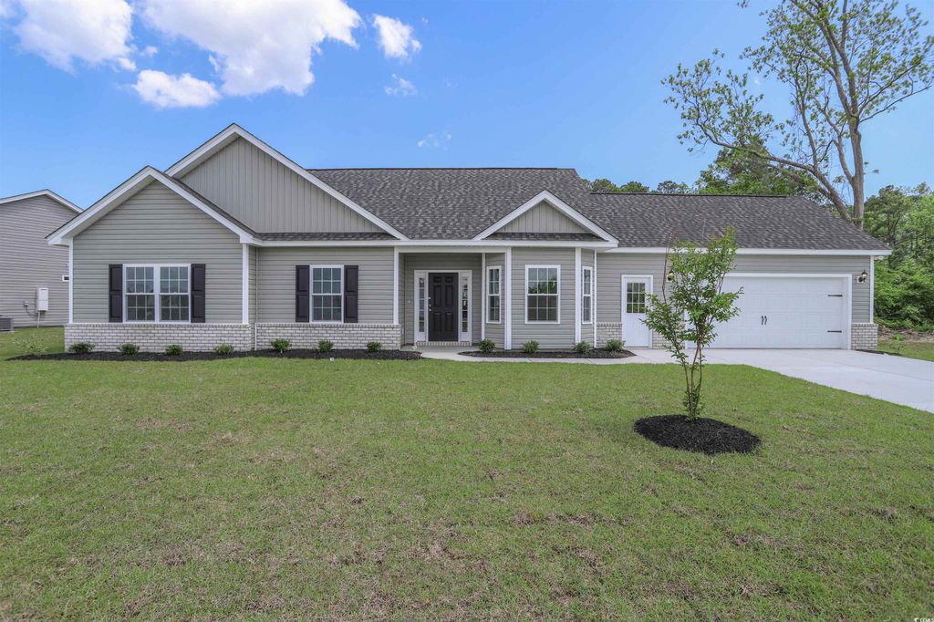 921 Woodside Dr., Conway, SC 29526