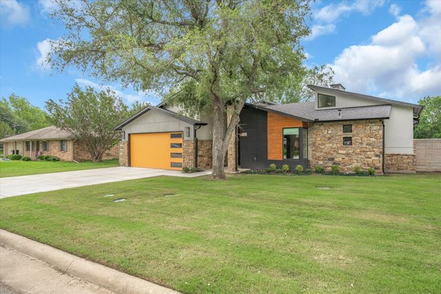 103 Juanita Avenue, Wills Point, TX 75169