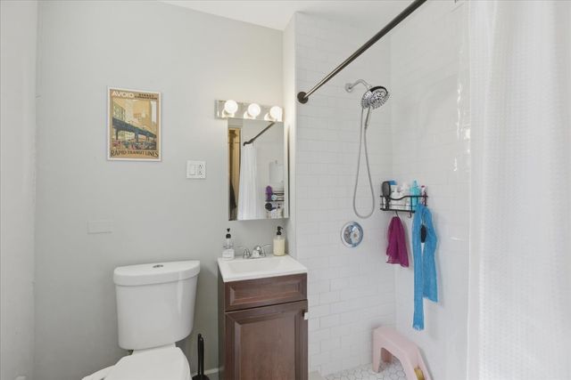 4002 N Southport Avenue 3, Chicago, IL 60613