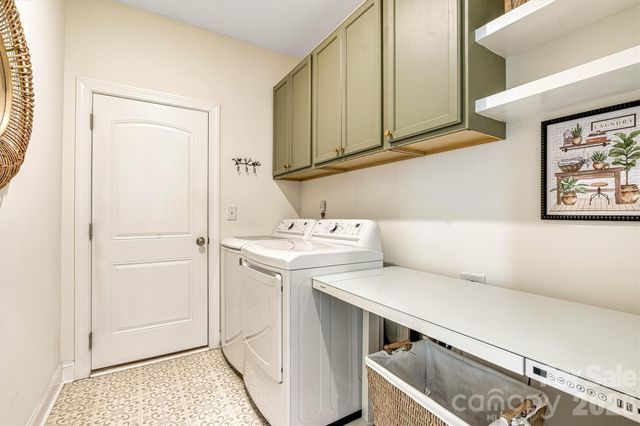 2011 Claybrook Lane, Denver, NC 28037