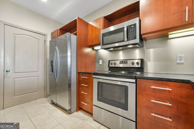 390 17th Street NW 5037, Atlanta, GA 30363