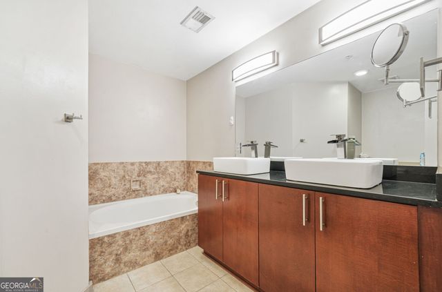390 17th Street NW 5037, Atlanta, GA 30363