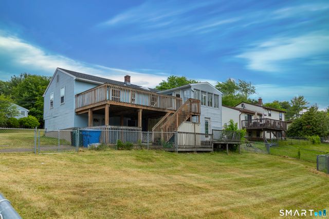 272 Anns Farm Road, Hamden, CT 06518