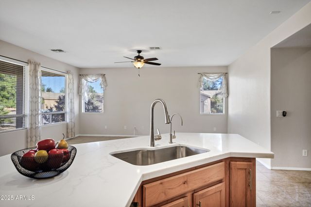 42818 W MORNING DOVE Lane, Maricopa, AZ 85138