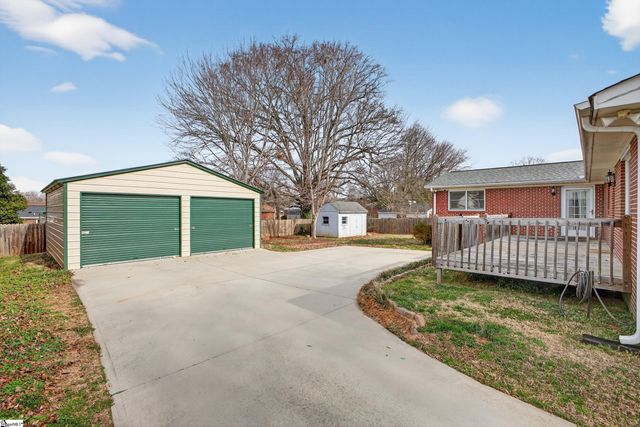 104 Salem Court, Greenville, SC 29617