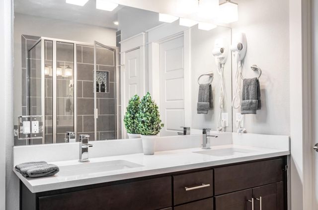 3000 Neal ST, Austin, TX 78702