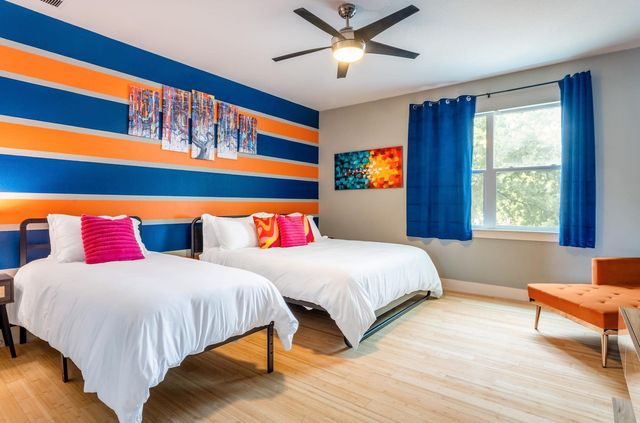 3000 Neal ST, Austin, TX 78702