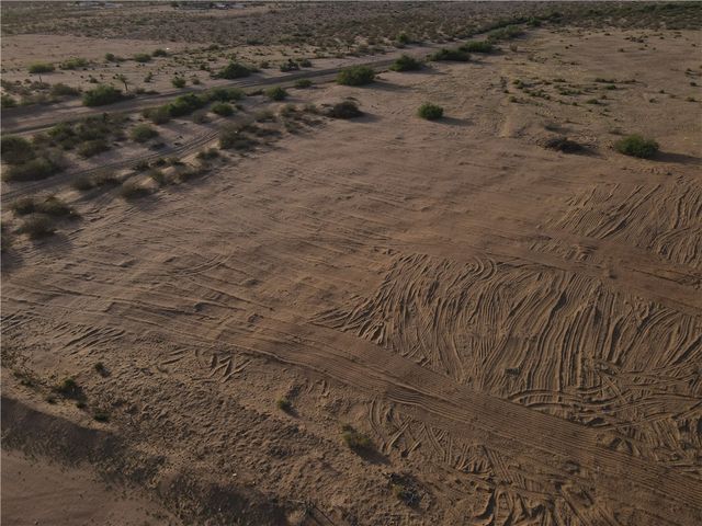 016S W Claim Drive, Golden Valley, AZ 86413