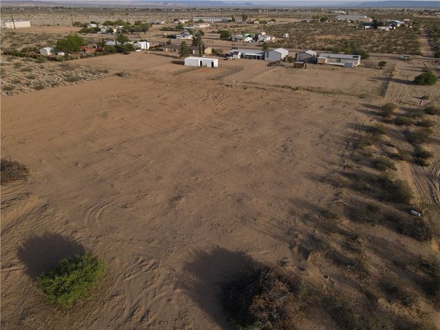 016S W Claim Drive, Golden Valley, AZ 86413