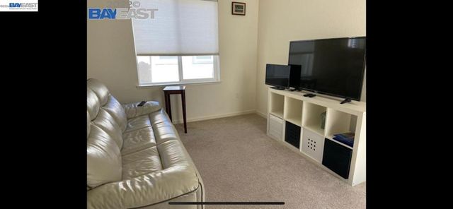 703 N Claret Ln, Mountain House, CA 95391