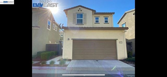 703 N Claret Ln, Mountain House, CA 95391