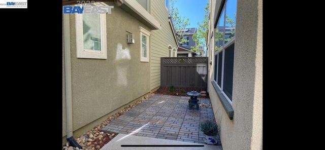 703 N Claret Ln, Mountain House, CA 95391