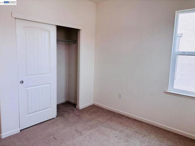 703 N Claret Ln, Mountain House, CA 95391