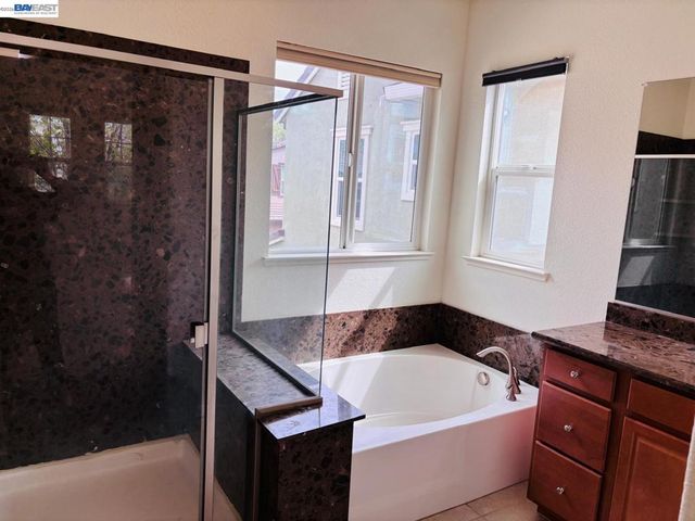 703 N Claret Ln, Mountain House, CA 95391