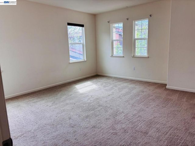 703 N Claret Ln, Mountain House, CA 95391