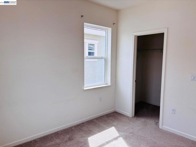 703 N Claret Ln, Mountain House, CA 95391