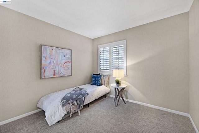 1816 Sinclair Dr, Pleasanton, CA 94588