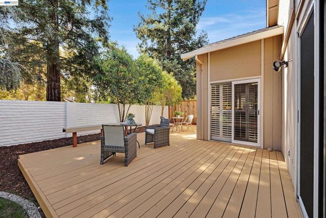 1816 Sinclair Dr, Pleasanton, CA 94588