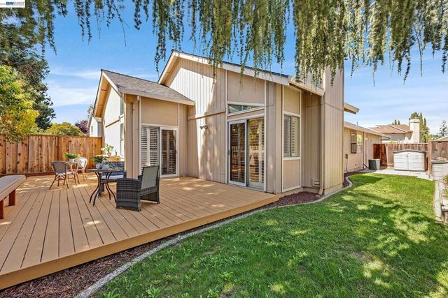 1816 Sinclair Dr, Pleasanton, CA 94588