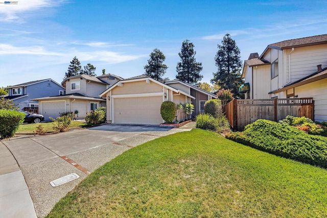 1816 Sinclair Dr, Pleasanton, CA 94588