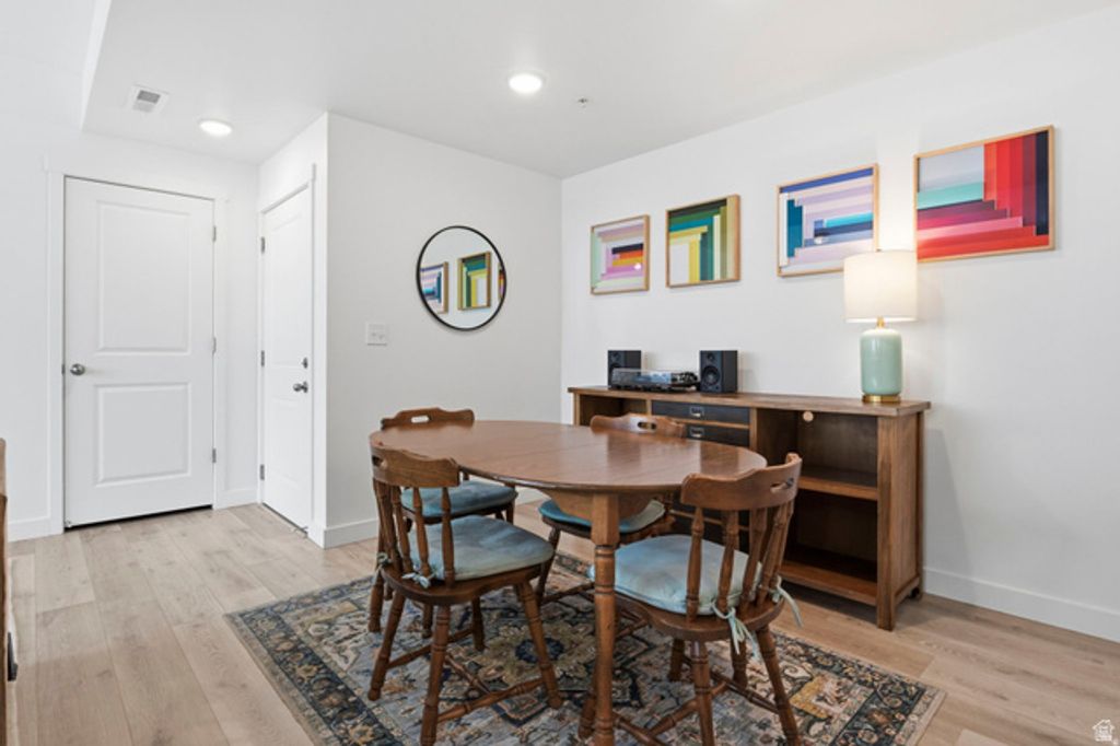 Image 10 of property listing at 8373 S IRIS LUMI LN #203, Midvale, UT 84047