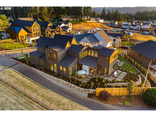 16090 Kaylyn Dr, Oregon City, OR 97045