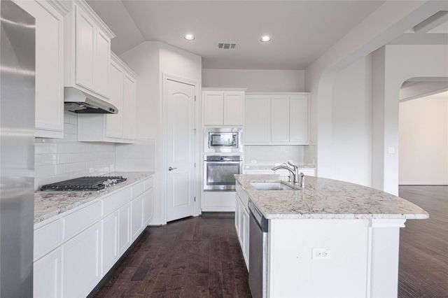 186 Brentwood DR, Austin, TX 78737
