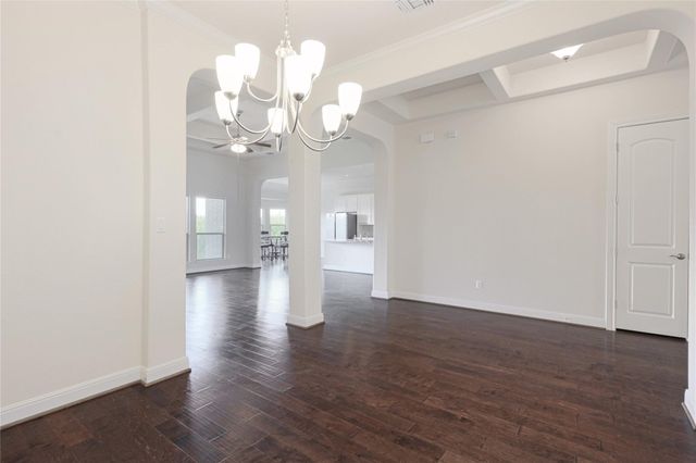 186 Brentwood DR, Austin, TX 78737