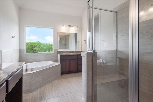 186 Brentwood DR, Austin, TX 78737