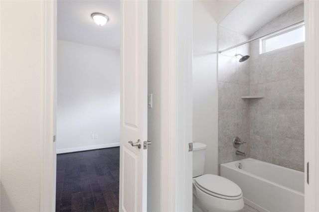 186 Brentwood DR, Austin, TX 78737