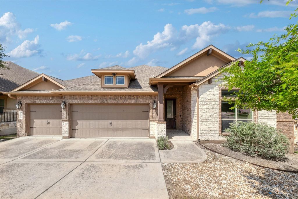 186 Brentwood DR, Austin, TX 78737