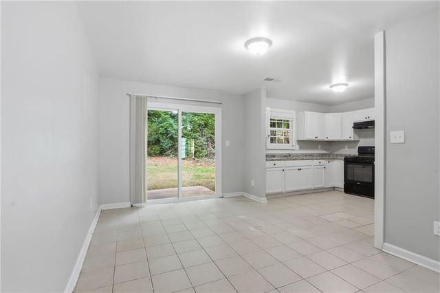 5202 Scarbrough Lane, Stone Mountain, GA 30088
