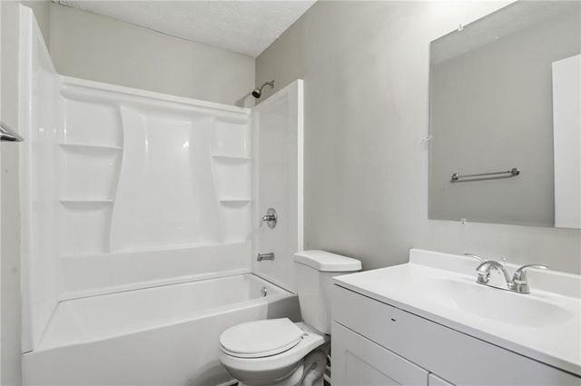 5202 Scarbrough Lane, Stone Mountain, GA 30088