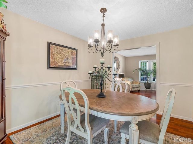 1968 Saint Johns Crossing, Arnold, MO 63010