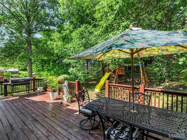 1968 Saint Johns Crossing, Arnold, MO 63010