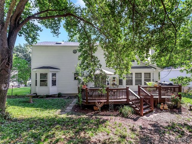 1968 Saint Johns Crossing, Arnold, MO 63010