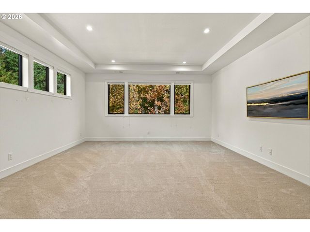 5455 CHILDS Rd, Lake Oswego, OR 97035