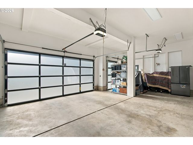 5455 CHILDS Rd, Lake Oswego, OR 97035