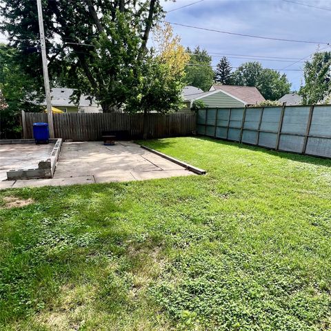 2403 36th Street, Des Moines, IA 50310