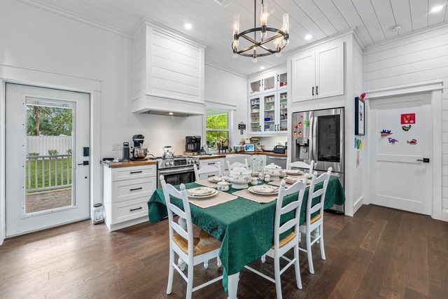 16823 127th Drive N, Jupiter, FL 33478