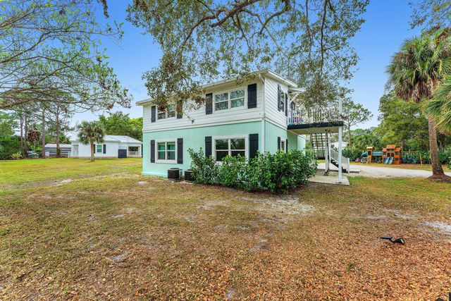 16823 127th Drive N, Jupiter, FL 33478