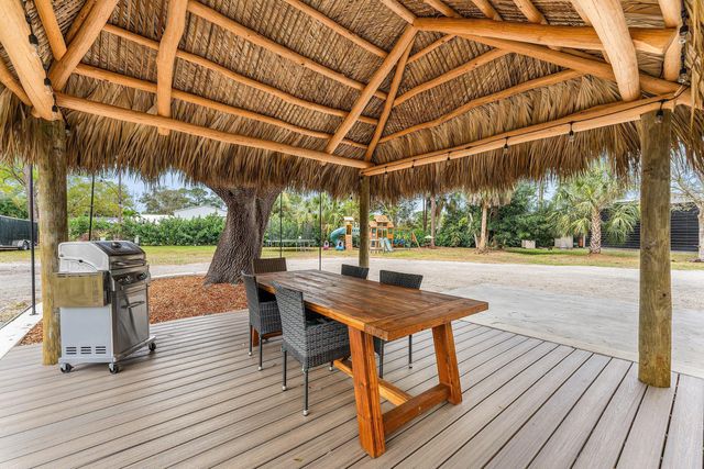 16823 127th Drive N, Jupiter, FL 33478