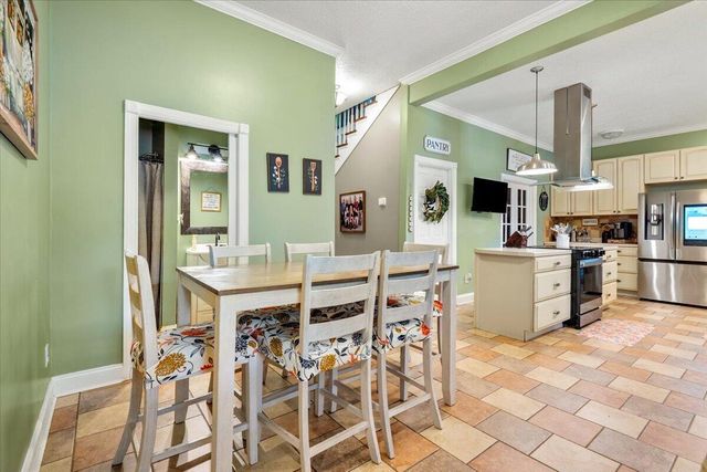 6985 Old Mountain Ash Pike, Williamsburg, KY 40769