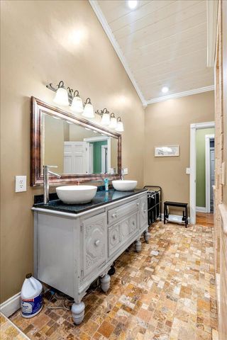 6985 Old Mountain Ash Pike, Williamsburg, KY 40769